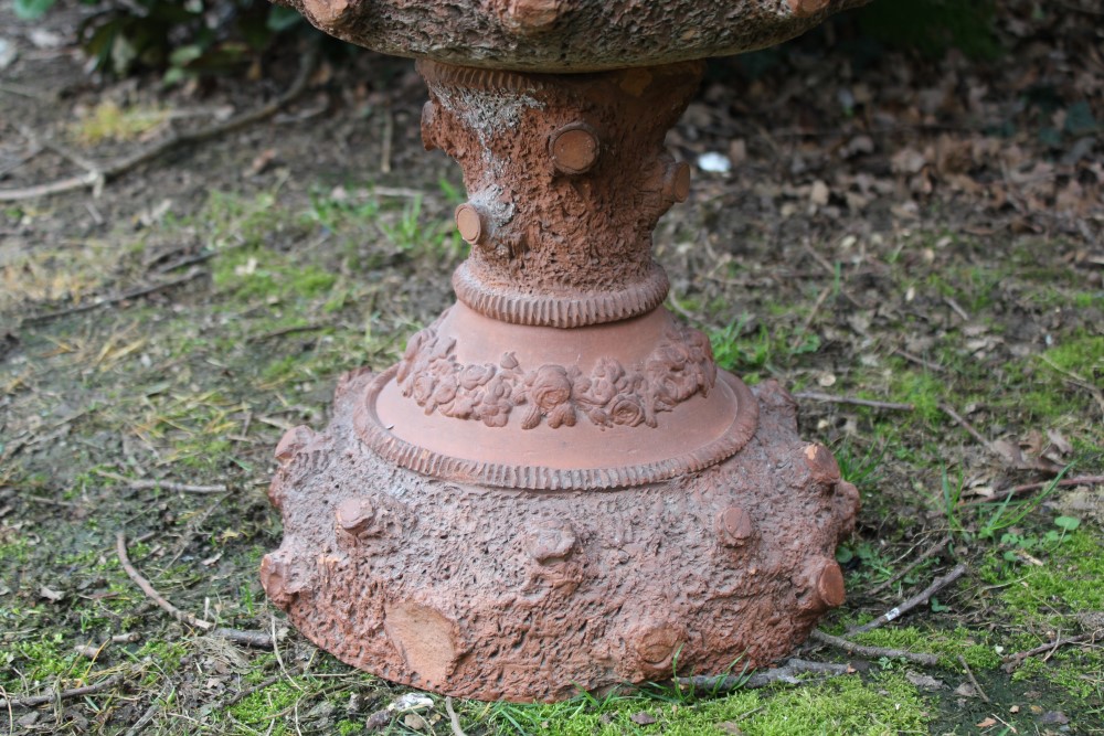 Large Antique terracotta garden urn with bark finish and foliate borders, 75cm high - Image 4 of 5