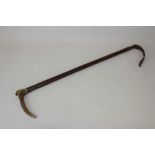 Early 20th century silver mounted Swaine & Co, London hunting whip with horn handle