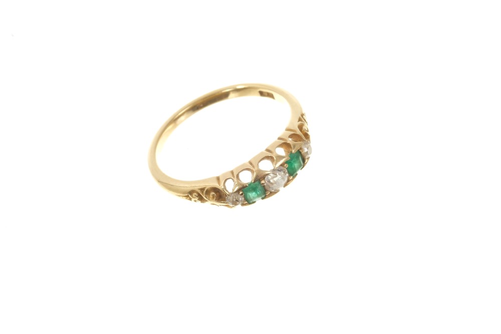 Victorian-style 18ct gold diamond and emerald five stone ring