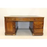 Late Victorian mahogany partners desk