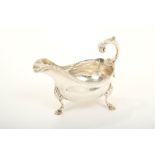 Fine quality George III silver sauce boat of conventional form