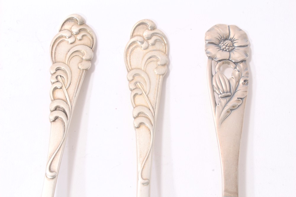Selection of Scandinavian silver serving spoons - Image 2 of 11