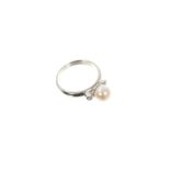 Cultured pearl and diamond ring