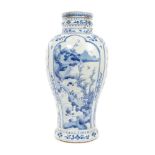 17th century Chinese Kangxi period blue and white vase