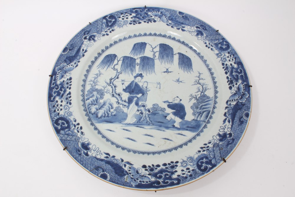 18th century Chinese blue and white charger