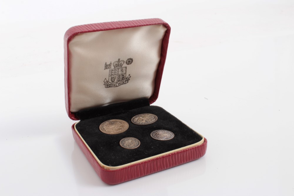 G.B. Elizabeth II silver Maundy Set 1957