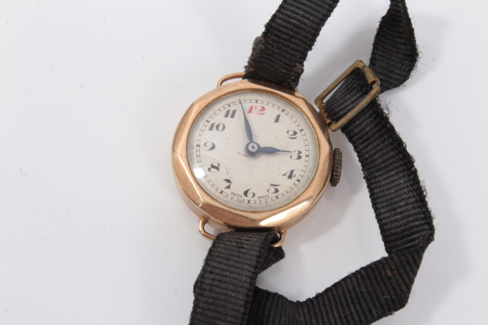 Three vintage gold wristwatches - Image 13 of 13