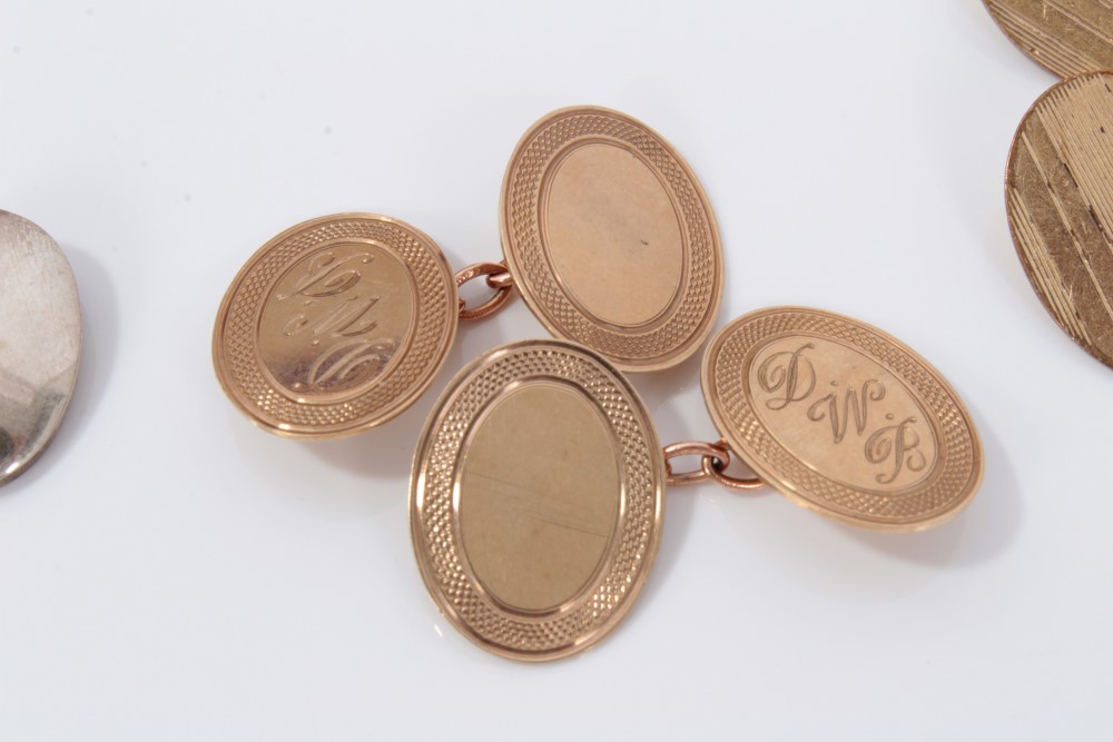 Gold (9ct) cased watch and group cufflinks - Image 4 of 6