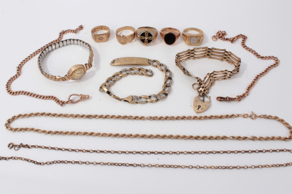Collection of 9ct gold jewellery to include five signet rings, gate bracelet, identity bracelet,
