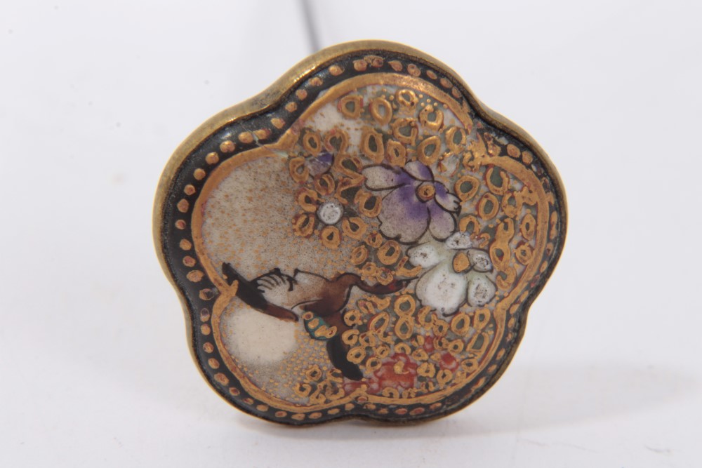 Two Late 19th century Japanese Satsuma plaque mounted hatpins finely painted with birds and flora - Image 4 of 4