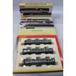 Railway - Hornby 00 gauge Eurostar Train Pack R3215, Euro Divisible Coaches Set R4580, BR Set R2698