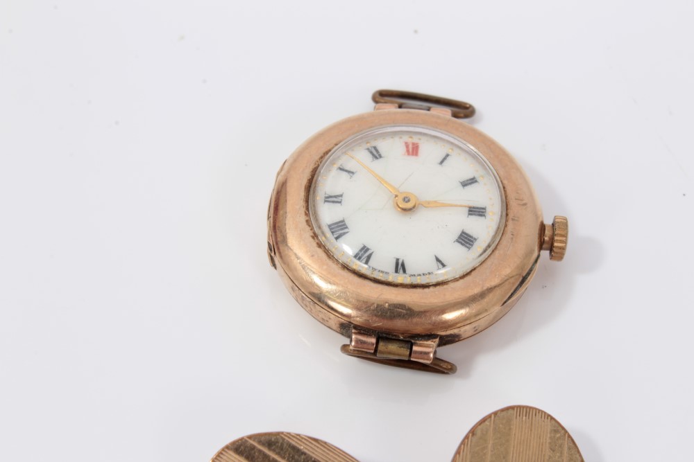 Gold (9ct) cased watch and group cufflinks - Image 6 of 6