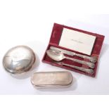 Georgian silver christening set in case, Continental silver snuff box and another of oval form