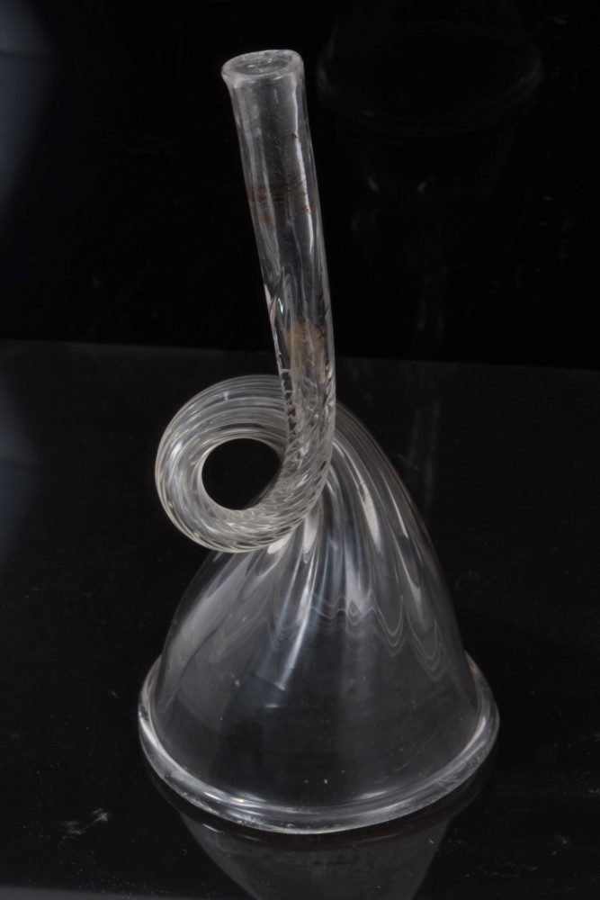 Twisted Glass funnel together with another (2) - Image 5 of 5