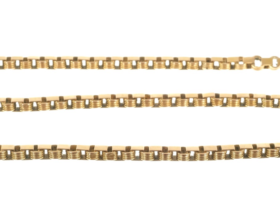 Early 20th century French 18ct rose gold chain with fancy links, 39cm length. - Image 2 of 2