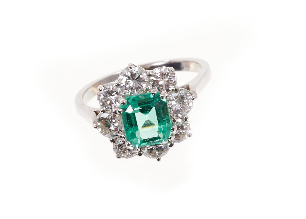 Fine emerald and diamond cluster ring, the rectangular step cut emerald weighing 1.74cts surrounded - Image 2 of 4