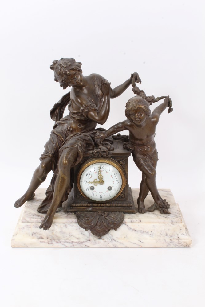 Late 19th/early 20th century French bronzed spelter mantel clock