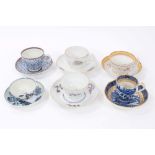 Six assorted late 18th / early 19th century Worcester and Caughley tea bowls, cups and saucers,