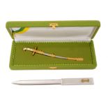 The Grand Duke of Luxembourg - presentation paper knife