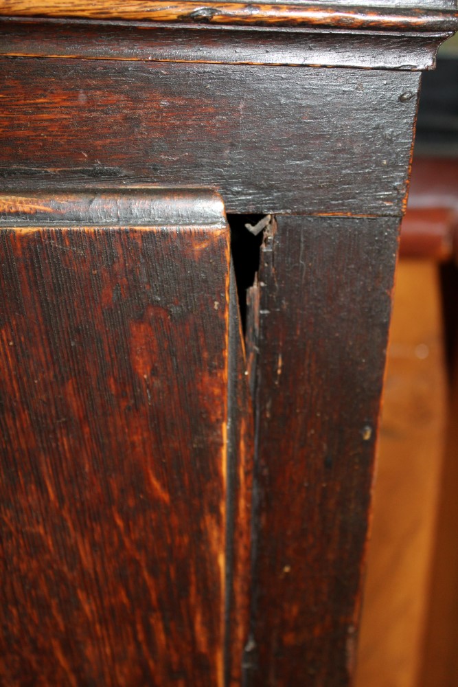 Early 18th century longcase clock by Ralph Sayers, Lindfield - Image 4 of 12