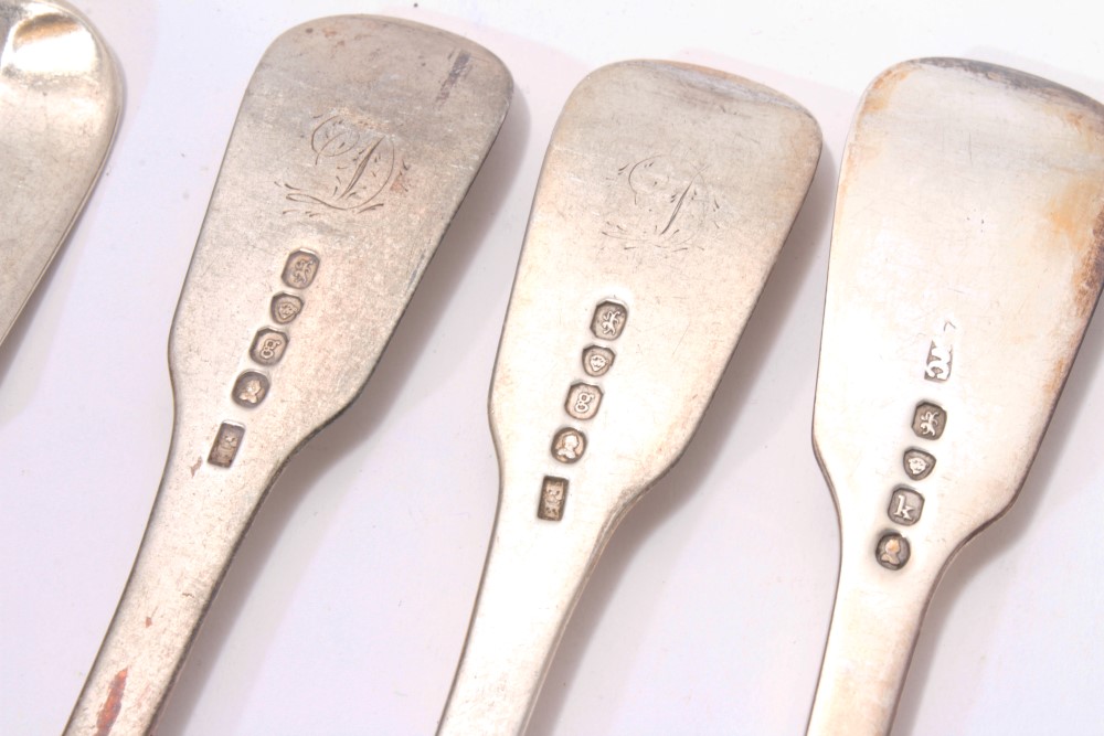 Selection of Georgian silver fiddle pattern flatware - Image 3 of 11