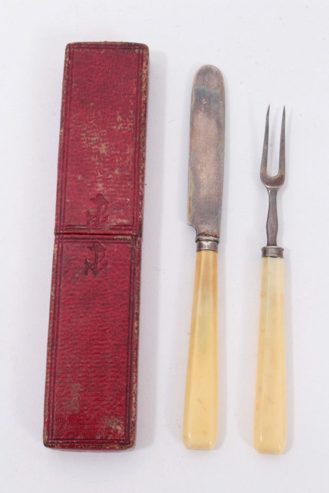 Georgian campaign set with knife and fork in original red case