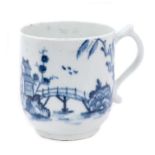 18th century Lowestoft porcelain 'Bridge' pattern cup