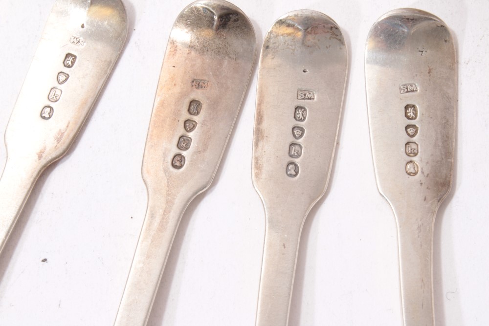 Selection of Georgian silver fiddle pattern flatware - Image 11 of 11