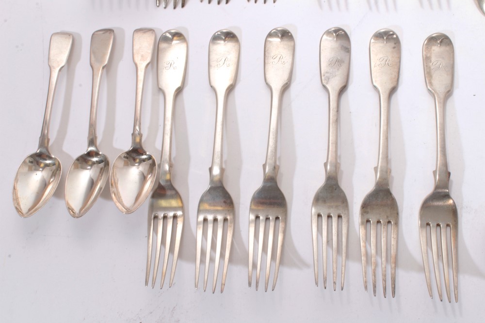 Selection of Georgian silver fiddle pattern flatware - Image 6 of 11