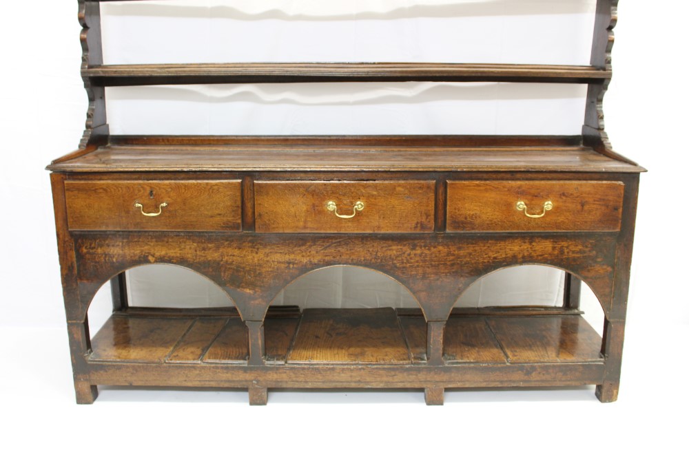 Good George III oak high dresser - Image 3 of 3