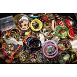 Large quantity costume jewellery