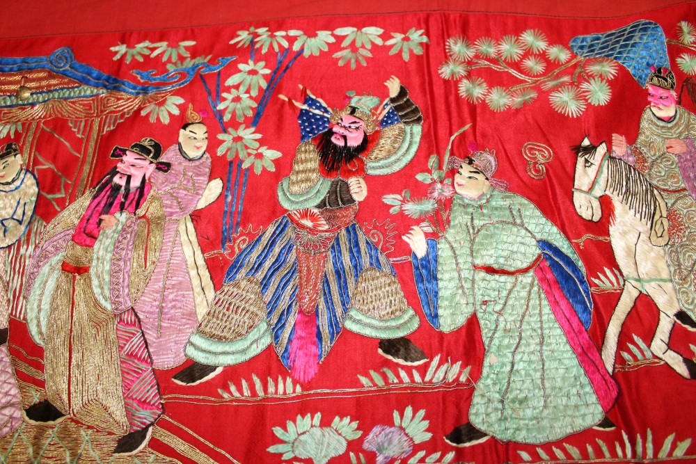 Chinese embroidered silk banner. Depicting Emperor and Empress in a pagoda with wise men, Gods on - Image 5 of 12