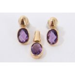Pair gold (585) amethyst stud earrings and matching pendant drop