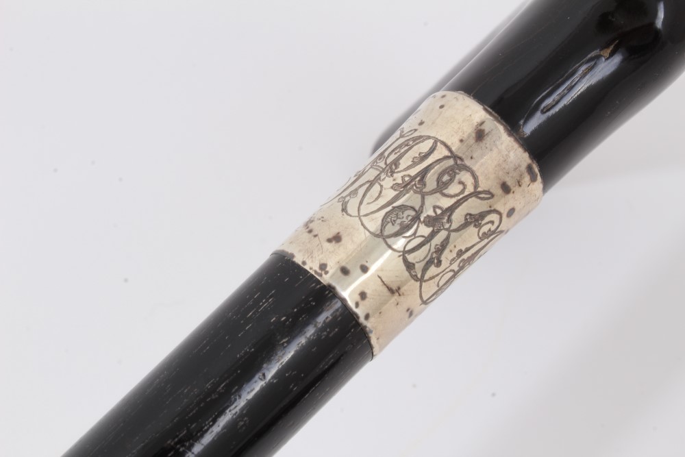 Victorian ebonised walking stick with engraved silver collar (marks rubbed) and Horn crutch handle - Image 5 of 7