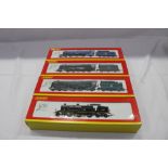 Railway Hornby 00 gauge Class 9F Locomotive R2200, Class A3 'Robert the Devil' R2201, BR Fowler 2-6-