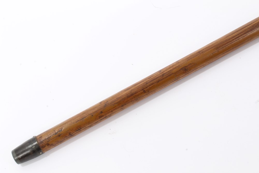 Unusual Victorian Malacca dagger stick with embossed silver top (Birmingham 1897) and concealed - Image 6 of 6