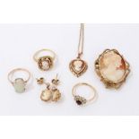 Gol carved shell cameo jewellery to include a brooch, pendant, earrings and ring together with two