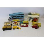 Selection of models including Dinky Pullmore Transported No 982, Massey-Harris Manure Spreader No