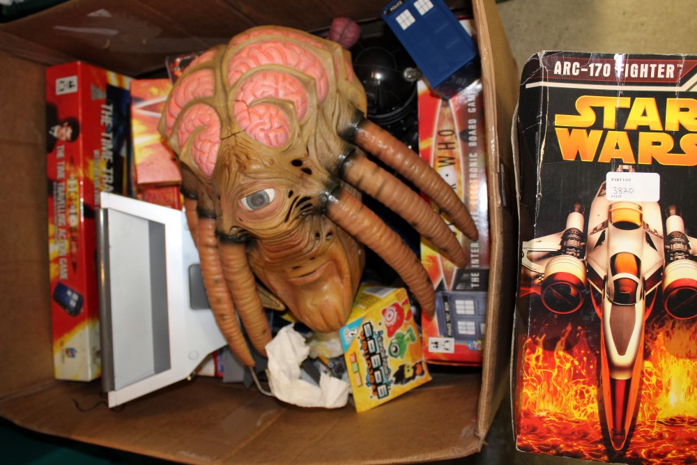 Collection of Dr Who including remote control toys, Figures magazines etc plus Star Wars