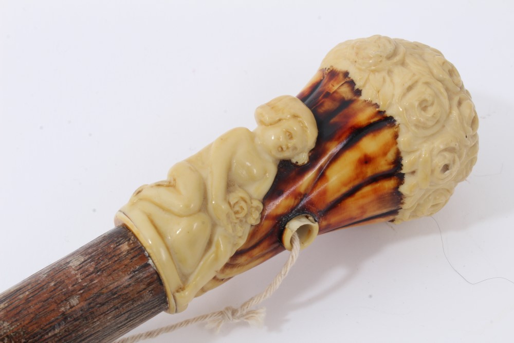 Early 20th century Hickory walking stick with moulded earthenware in the form of a classical child - Image 2 of 4