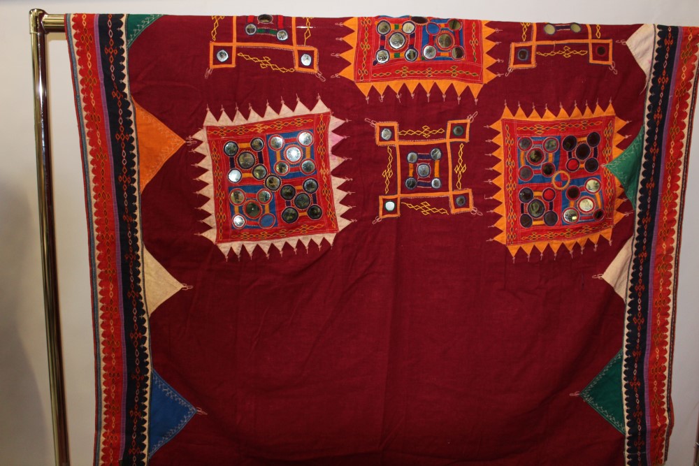 Vintage Banjara wall hanging with unfinished edge plus two other Banjara decorative hangings. - Image 5 of 7