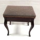 Edw Upholstered Piano Stool with Music Sheets