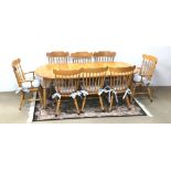 Oak Kitchen Dining Room Table with 2 extra Leaves ,