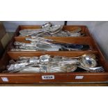 A quantity of silver plated Kings pattern cutlery