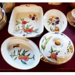 Four pieces of Worcester Evesham comprising tureen and serving bowls