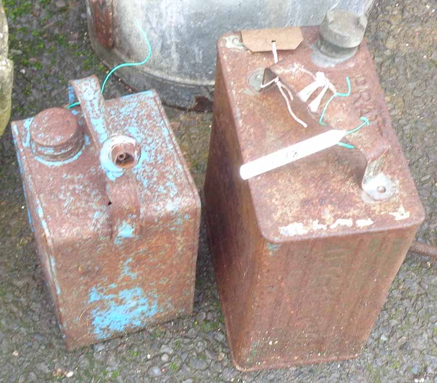 A vintage Pratt's 2 gallon petrol can and a Valor one gallon can