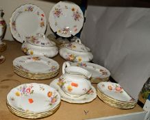 ROYAL CROWN DERBY 'DERBY POSIES' DINNER WARES etc, to include tureens, gravy boat, plates and
