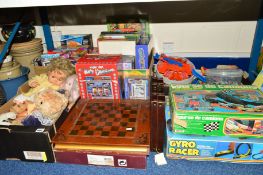 A COLLECTION OF BOARD GAMES etc, to include three modern chess sets, Trivial Pursuit, Spirograph,