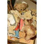 A QUANTITY OF MODERN COLLECTORS BEARS, to include limited edition Mary Meyer bear, Boyds bear