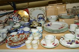 A GROUP OF ORIENTAL STYLE TEA WARES etc, to include Noritake, a blue and white Blossom pattern tea